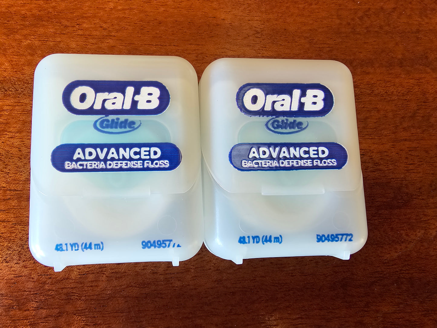 Oral B dental floss
